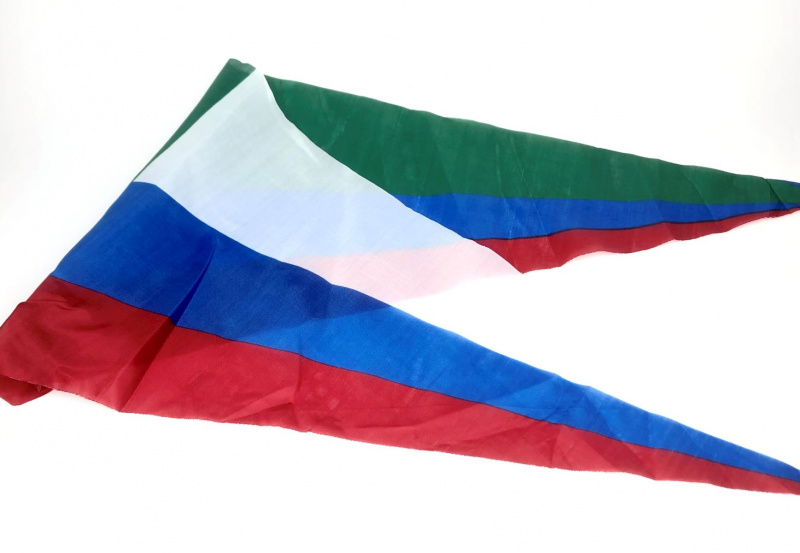Галстук пионерский триколор (Россия-Дагестан)