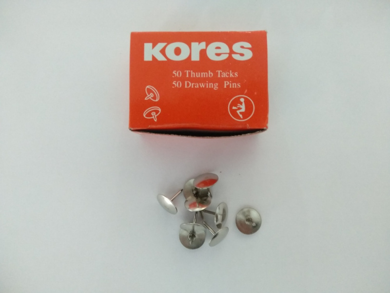 Кнопки-гвозди KORES